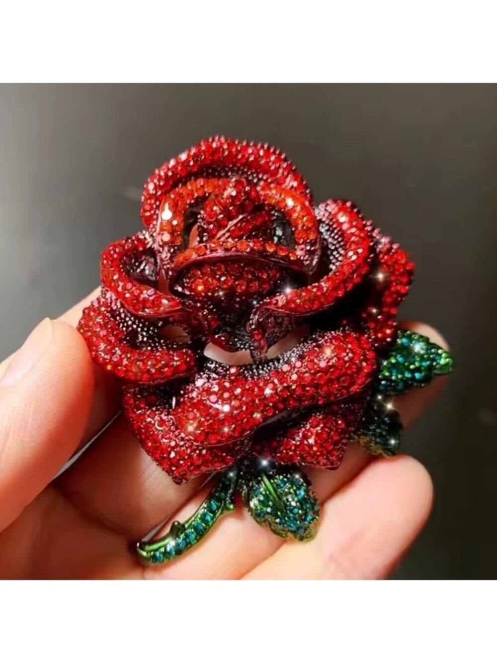 Red Rose Elegant Crystal Brooch